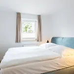 Apartament Boddenraeuber 3 *